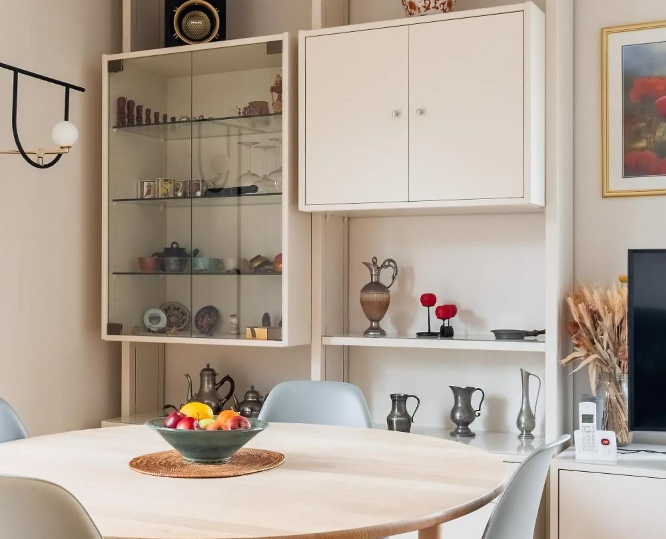 Veeve - Aligre Heights Apartment Paris France