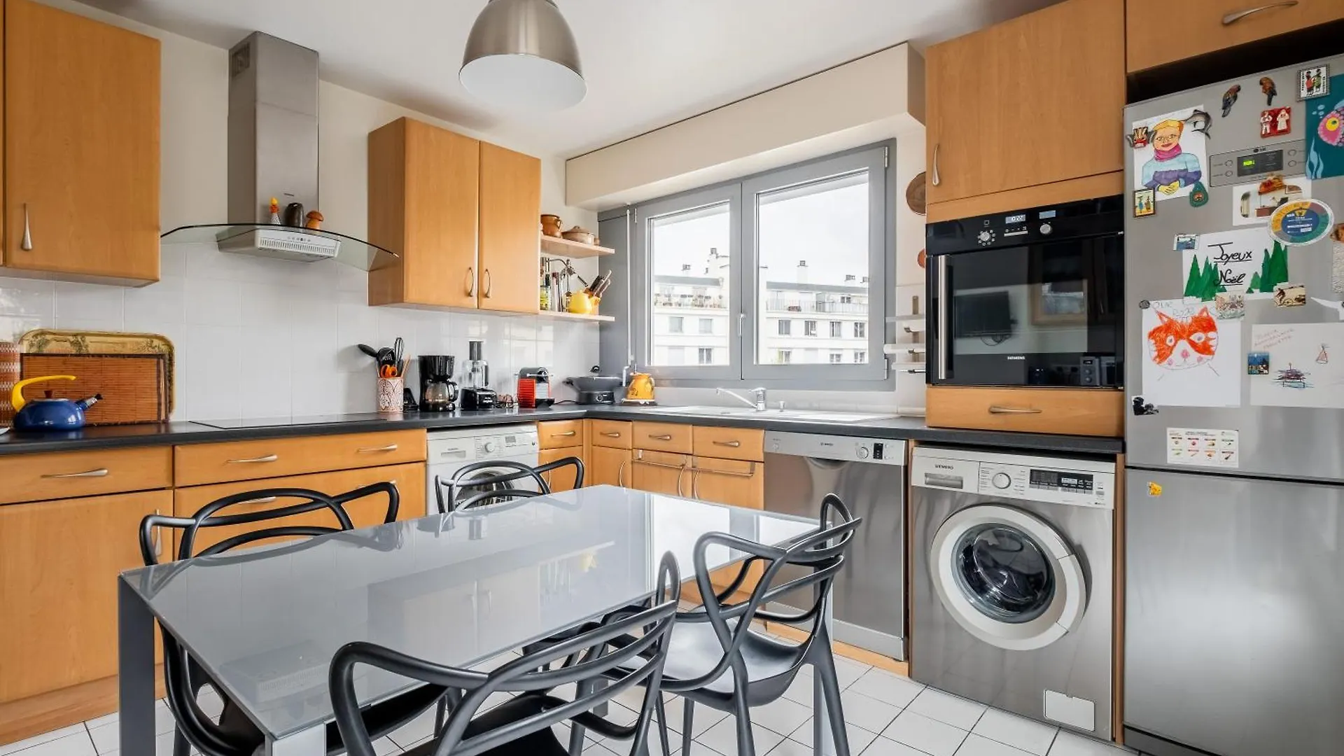 Veeve - Aligre Heights Apartment Paris France